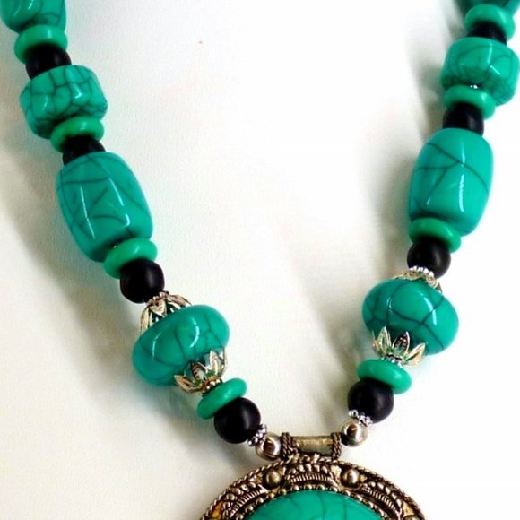 Southwestern Necklace Faux Turquoise Huge Pendant Ethnic 24" NOS Perfect M550 - Picture 2 of 6